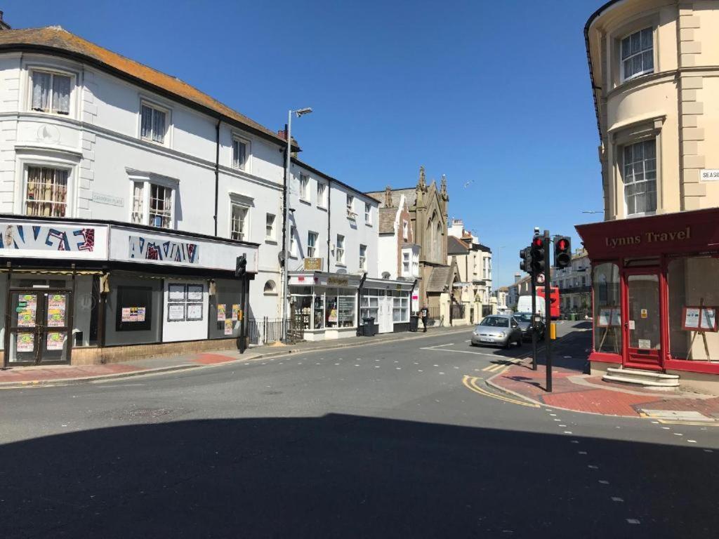 Eastbourne Beach Pier Apartment חדר תמונה